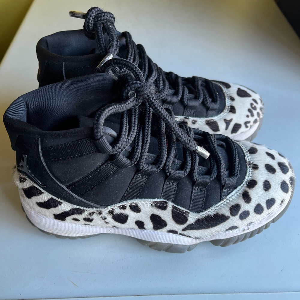 Jordan 11 Animal Instinct